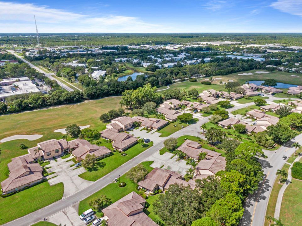 Activo con contrato: $319,900 (2 camas, 2 baños, 1331 Pies cuadrados)