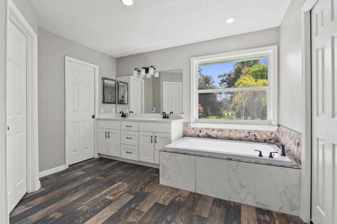 For Sale: $1,490,000 (4 beds, 2 baths, 3000 Square Feet)