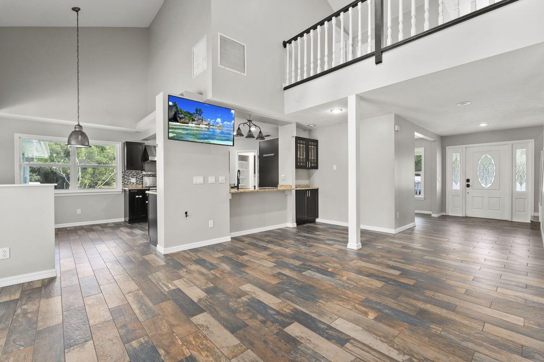 For Sale: $1,490,000 (4 beds, 2 baths, 3000 Square Feet)