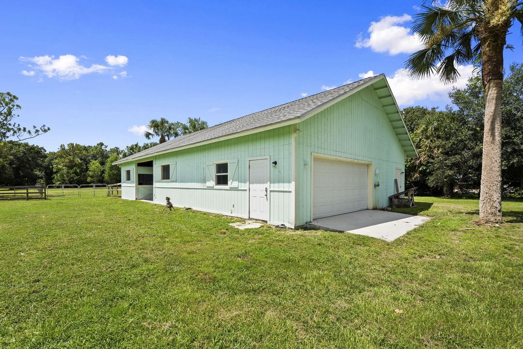 For Sale: $1,490,000 (4 beds, 2 baths, 3000 Square Feet)