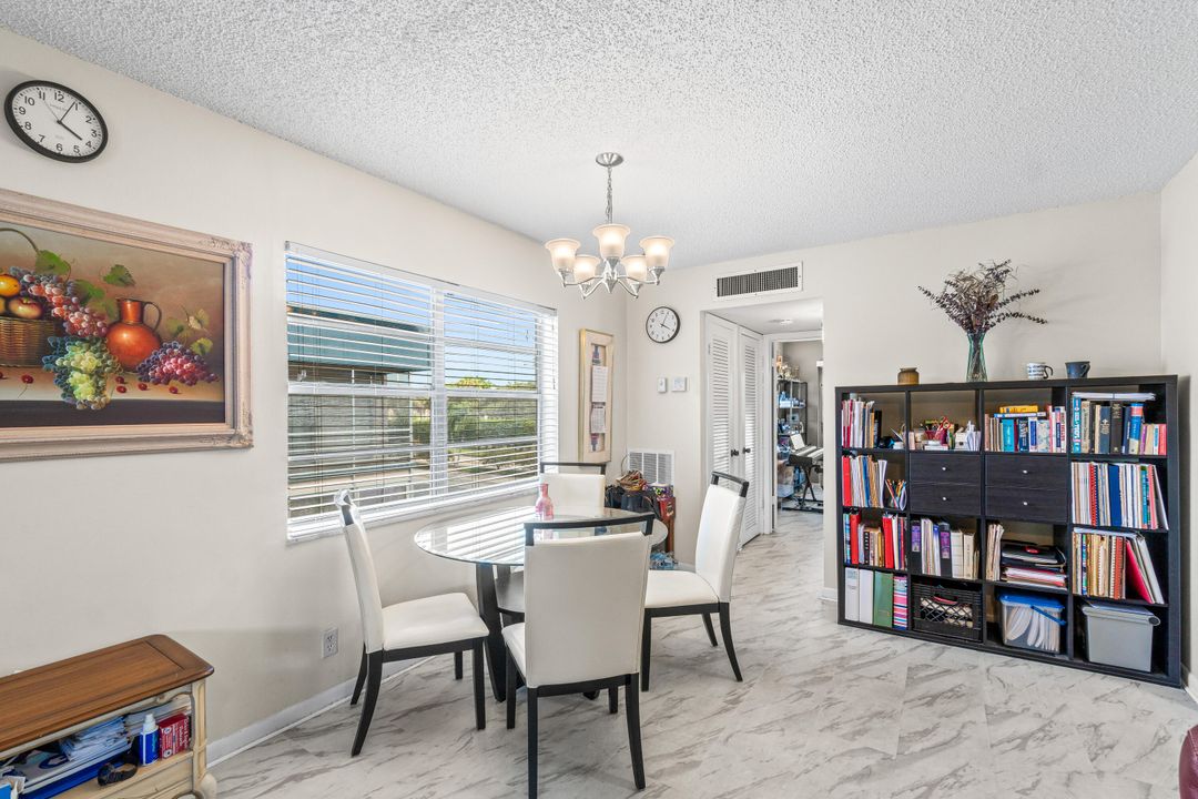 待售: $70,000 (1 贝兹, 1 浴室, 760 平方英尺)