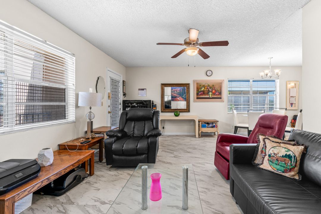 待售: $70,000 (1 贝兹, 1 浴室, 760 平方英尺)