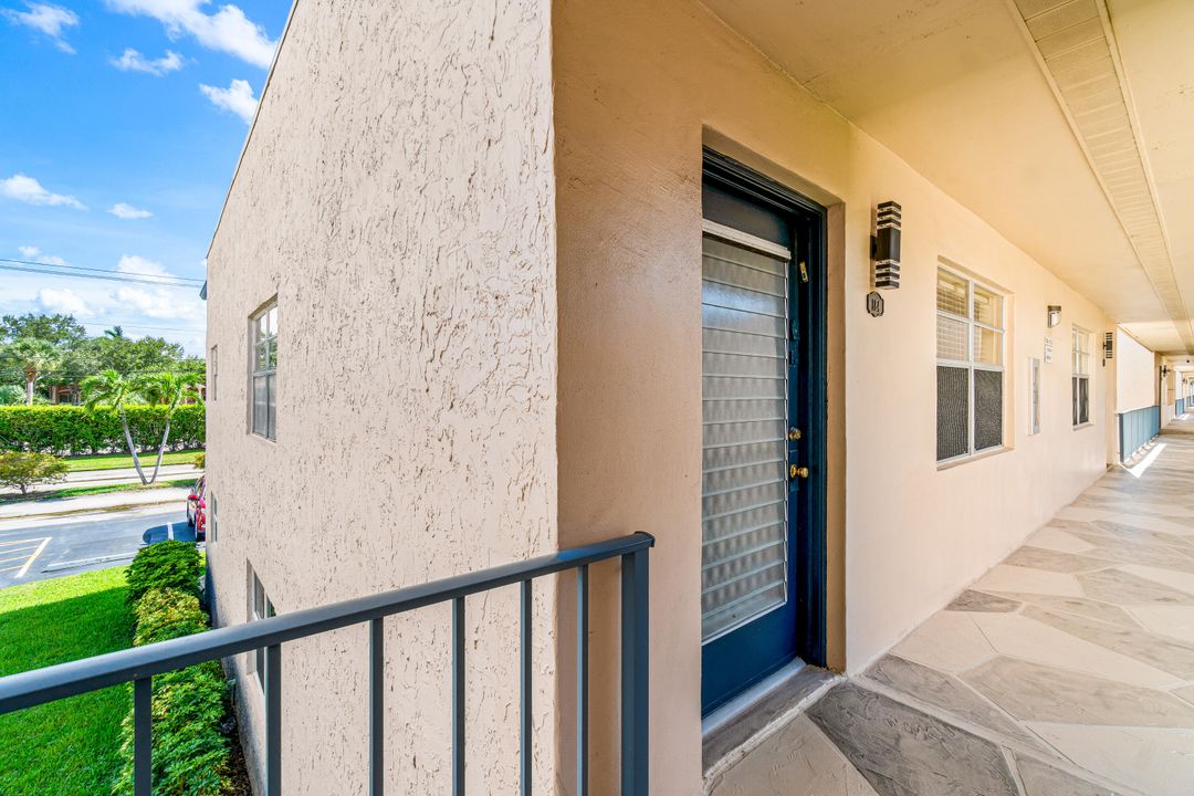 待售: $70,000 (1 贝兹, 1 浴室, 760 平方英尺)