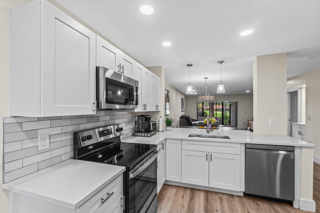 For Sale: $60,000 (2 beds, 2 baths, 1388 Square Feet)