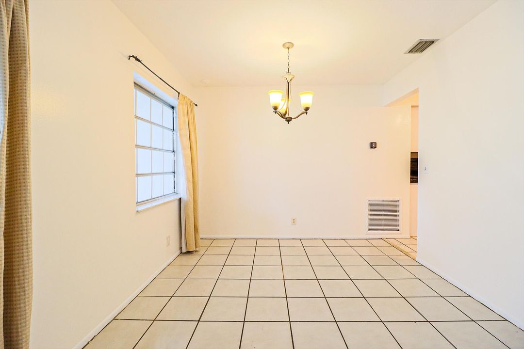 Active With Contract: $599,000 (3 beds, 2 baths, 1515 Square Feet)