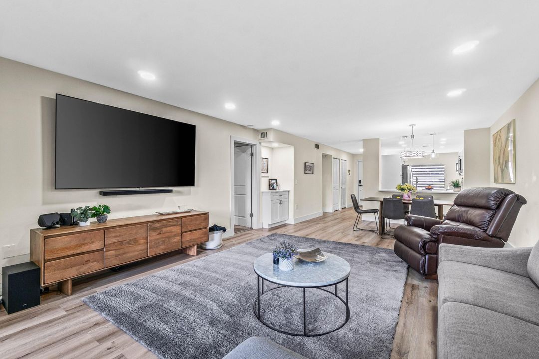 For Sale: $60,000 (2 beds, 2 baths, 1388 Square Feet)