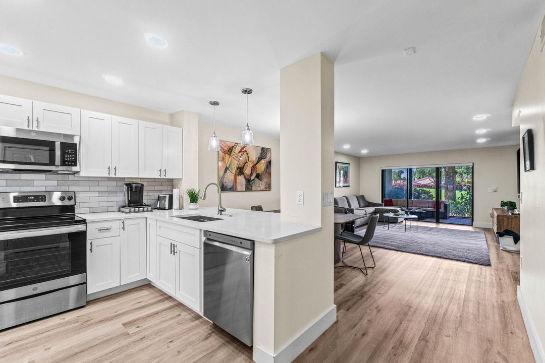 For Sale: $60,000 (2 beds, 2 baths, 1388 Square Feet)