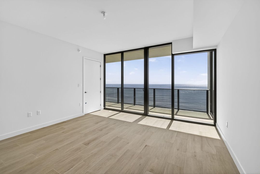 待售: $3,249,000 (3 贝兹, 3 浴室, 2725 平方英尺)