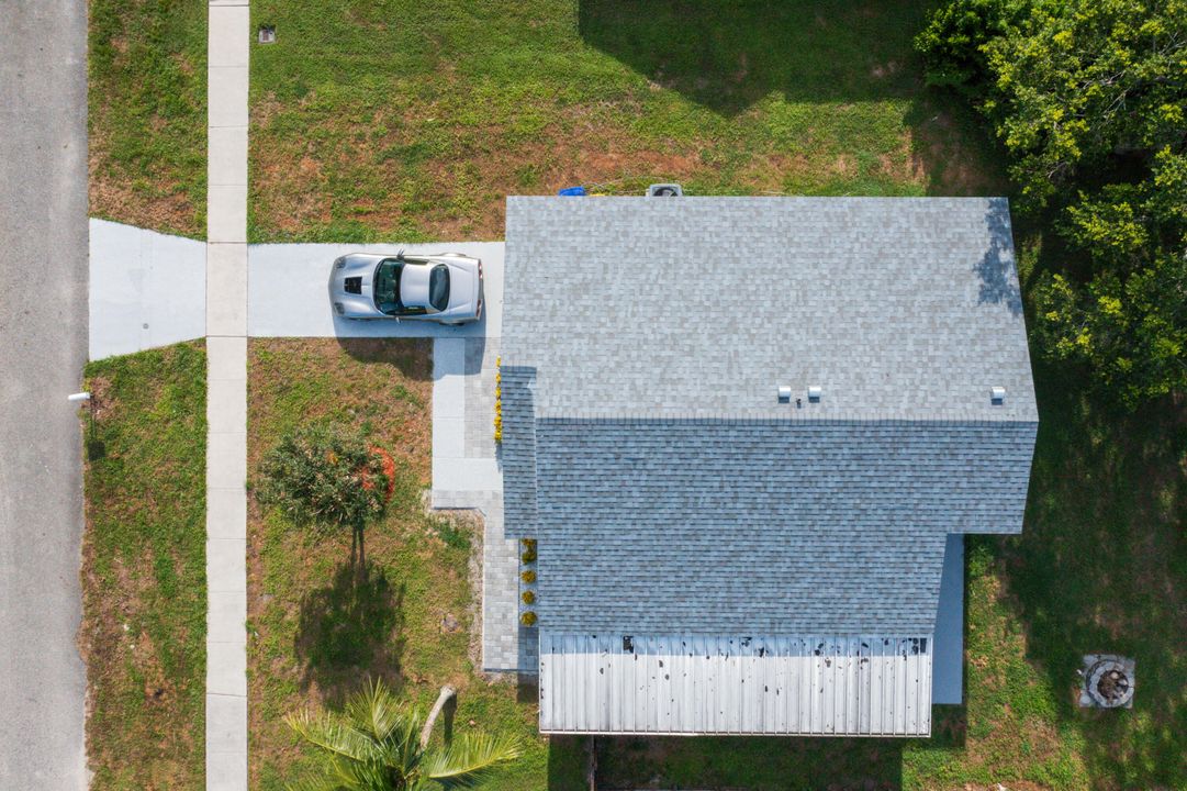 Active With Contract: $475,000 (3 beds, 2 baths, 1373 Square Feet)