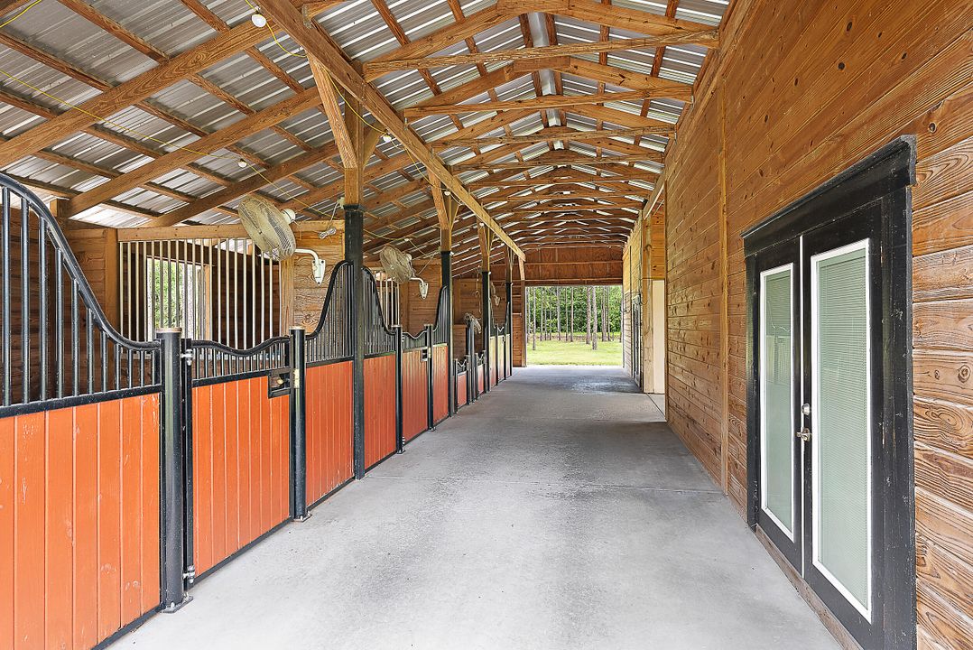 For Sale: $1,199,999 (3 beds, 2 baths, 2866 Square Feet)