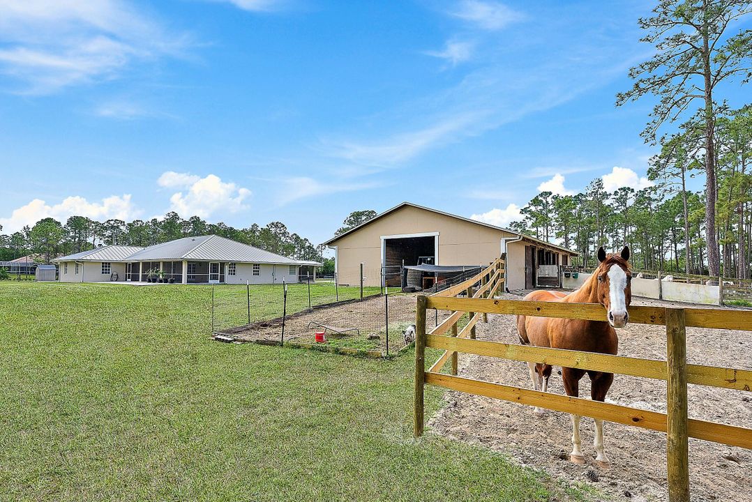 For Sale: $1,199,999 (3 beds, 2 baths, 2866 Square Feet)