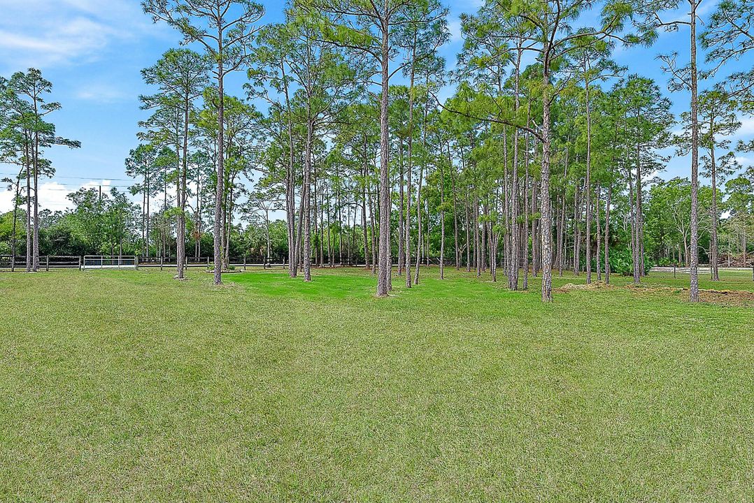 For Sale: $1,199,999 (3 beds, 2 baths, 2866 Square Feet)