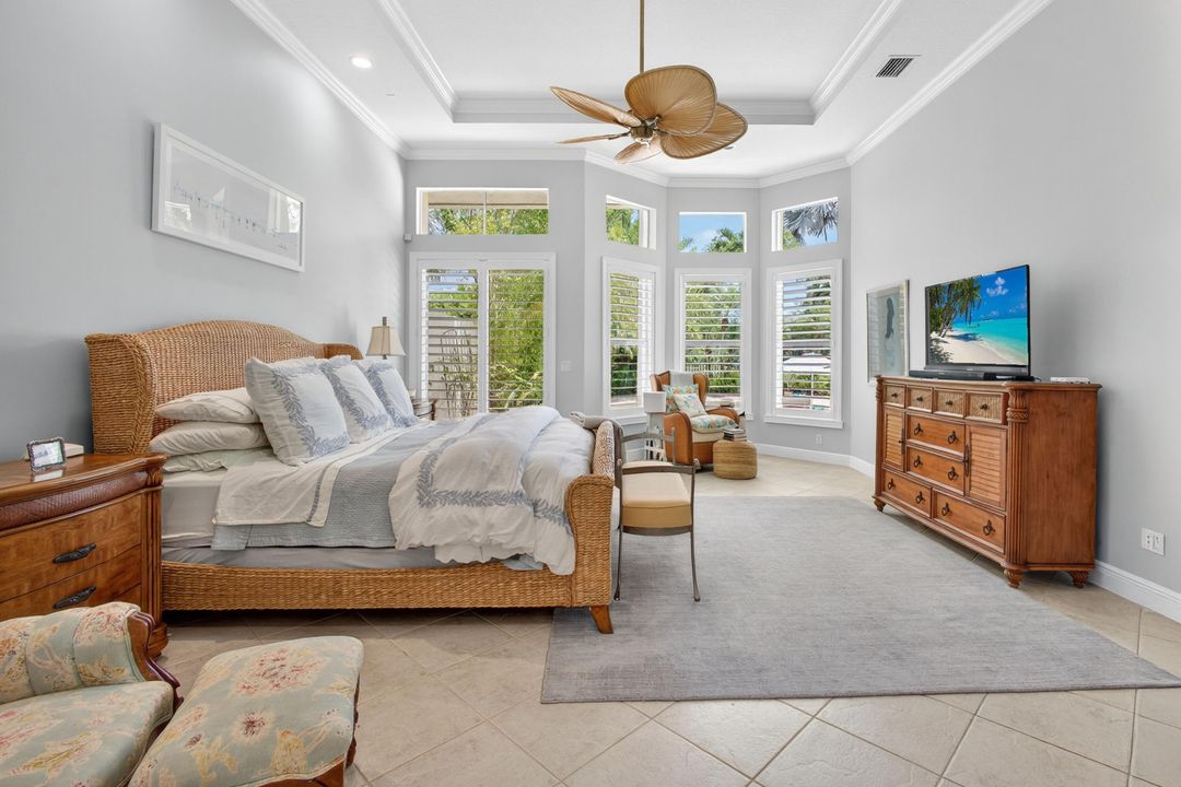 Active With Contract: $2,450,000 (3 beds, 4 baths, 3433 Square Feet)