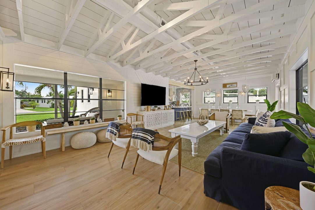 For Sale: $1,599,900 (3 beds, 3 baths, 1988 Square Feet)