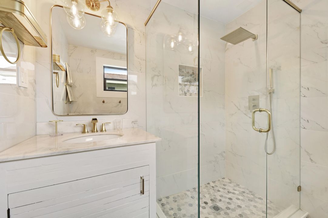 For Sale: $1,599,900 (3 beds, 3 baths, 1988 Square Feet)