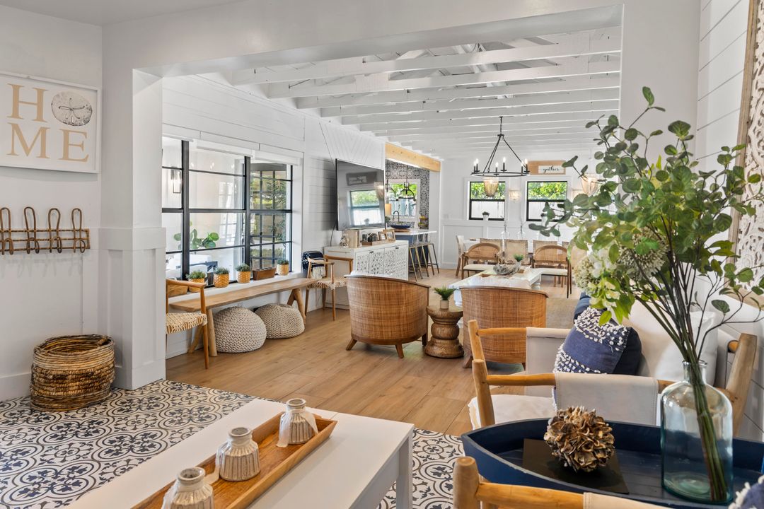 For Sale: $1,599,900 (3 beds, 3 baths, 1988 Square Feet)