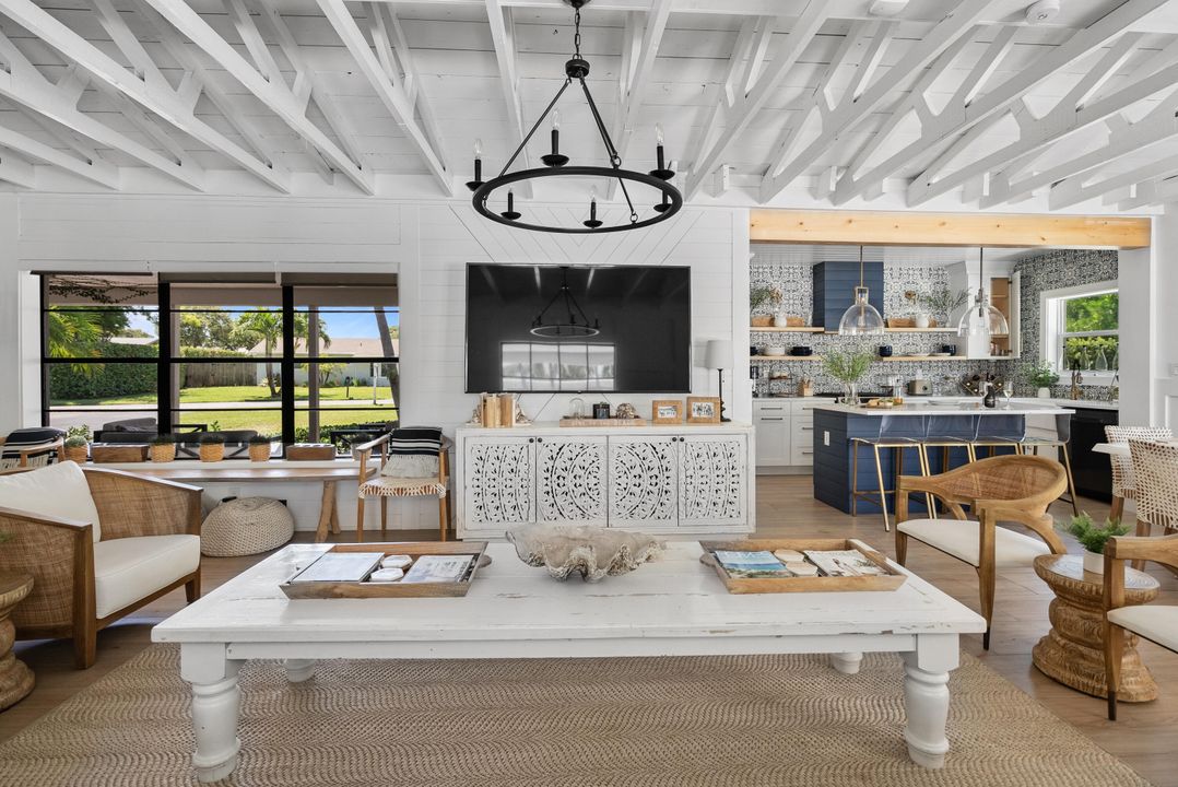 For Sale: $1,599,900 (3 beds, 3 baths, 1988 Square Feet)