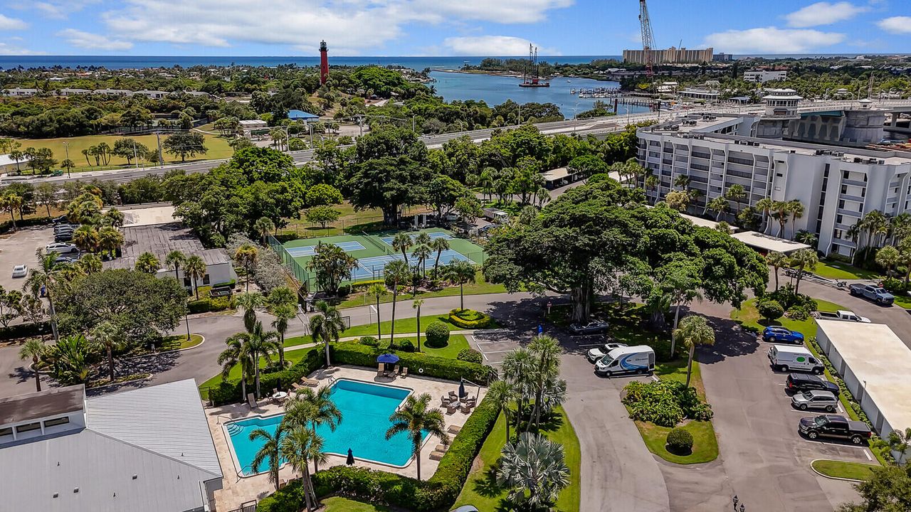 Activo con contrato: $865,000 (2 camas, 2 baños, 1300 Pies cuadrados)