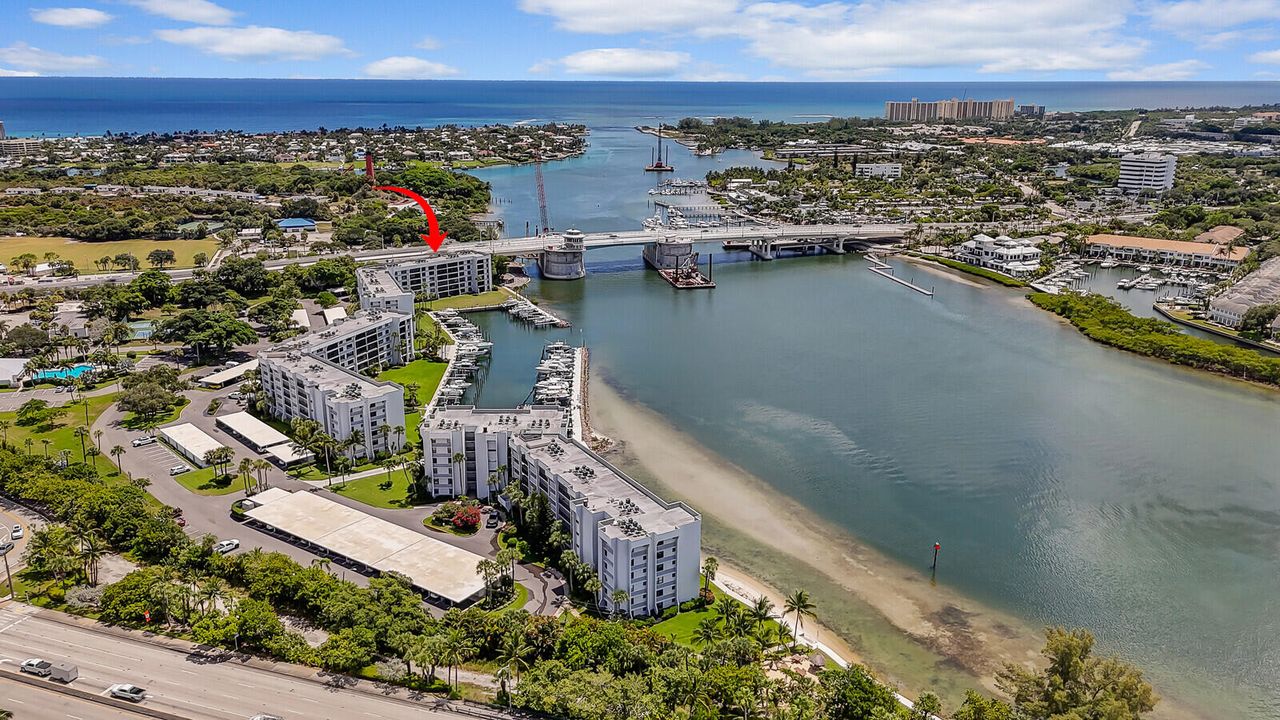 Activo con contrato: $865,000 (2 camas, 2 baños, 1300 Pies cuadrados)