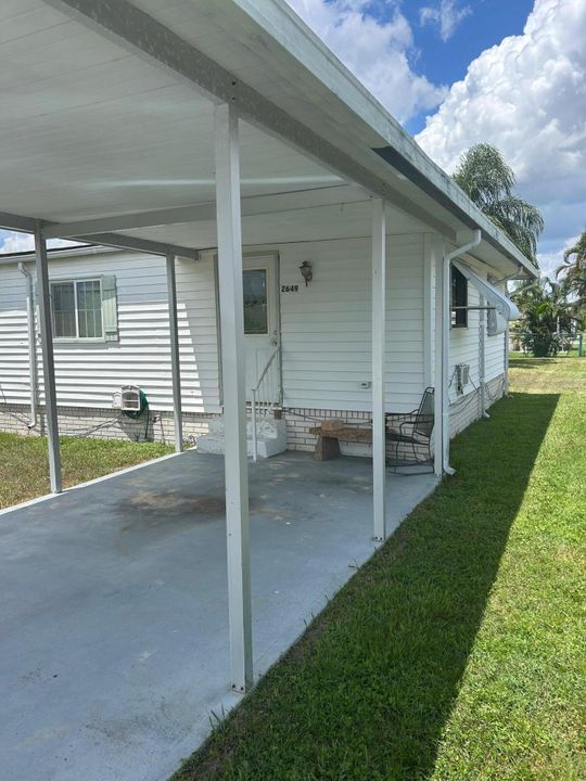 For Sale: $155,000 (2 beds, 2 baths, 1100 Square Feet)