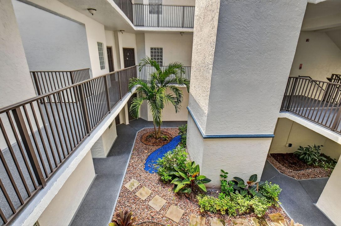 Под контрактом: $175,000 (3 спален, 2 ванн, 1374 Квадратных фут)