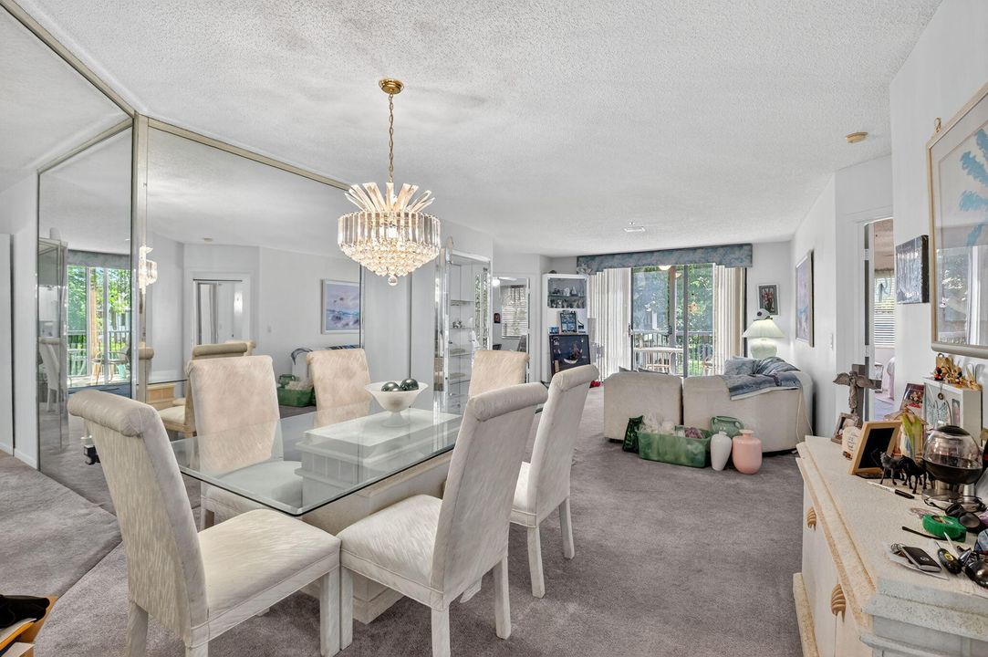 Под контрактом: $175,000 (3 спален, 2 ванн, 1374 Квадратных фут)