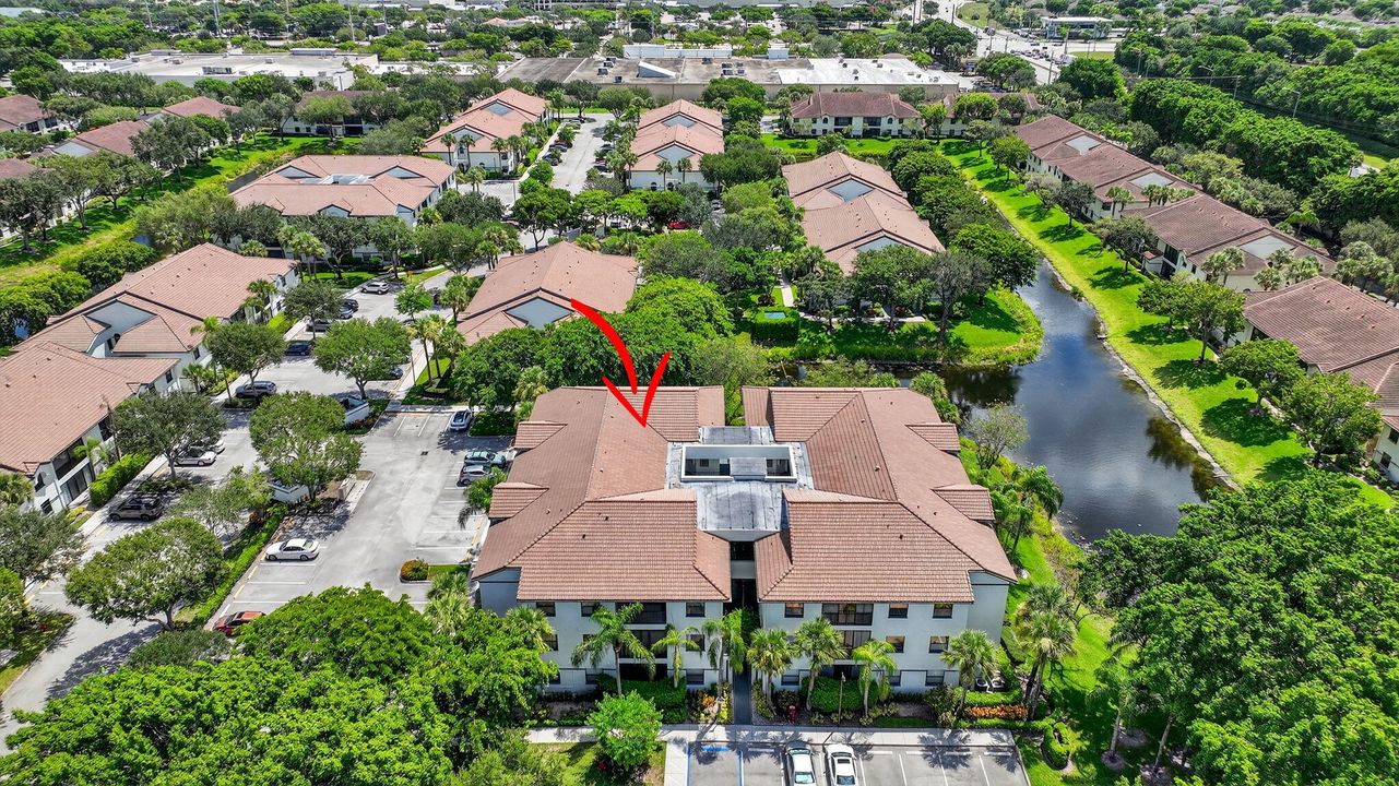 Под контрактом: $175,000 (3 спален, 2 ванн, 1374 Квадратных фут)