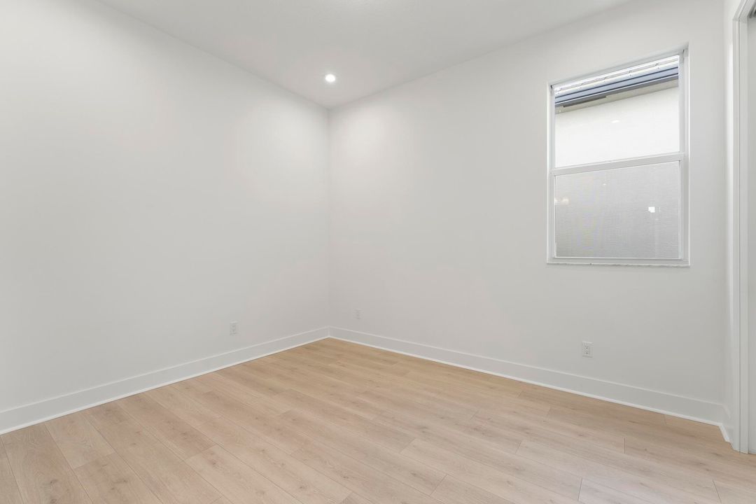 Activo con contrato: $849,000 (4 camas, 4 baños, 2563 Pies cuadrados)