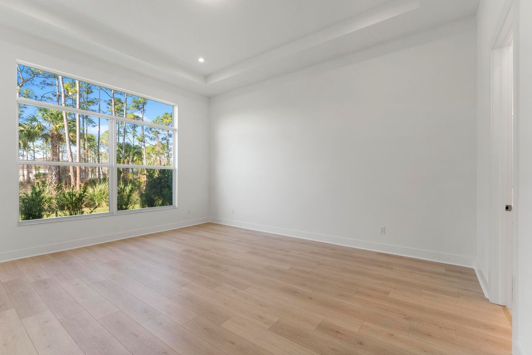 Activo con contrato: $849,000 (4 camas, 4 baños, 2563 Pies cuadrados)