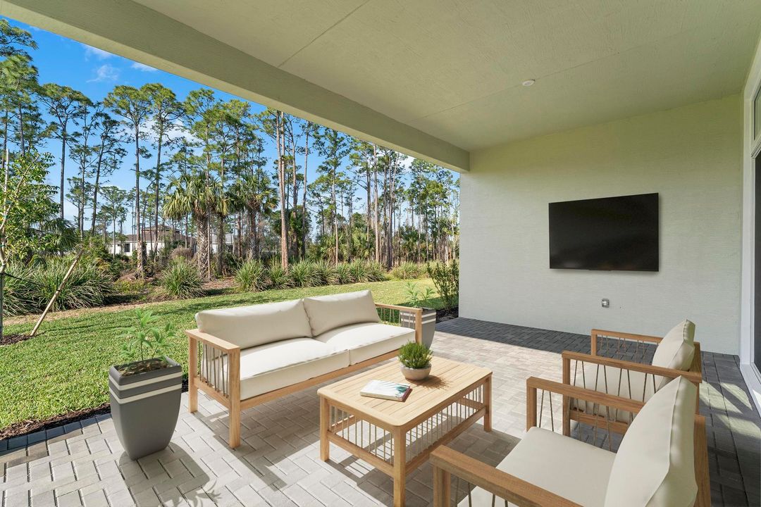 Activo con contrato: $849,000 (4 camas, 4 baños, 2563 Pies cuadrados)