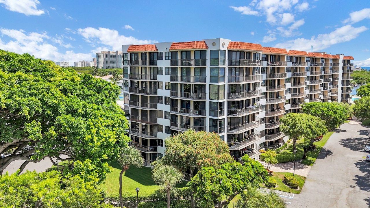 Active With Contract: $7,500 (3 beds, 2 baths, 1749 Square Feet)