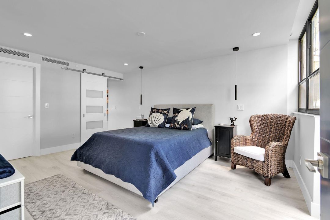 Active With Contract: $7,500 (3 beds, 2 baths, 1749 Square Feet)