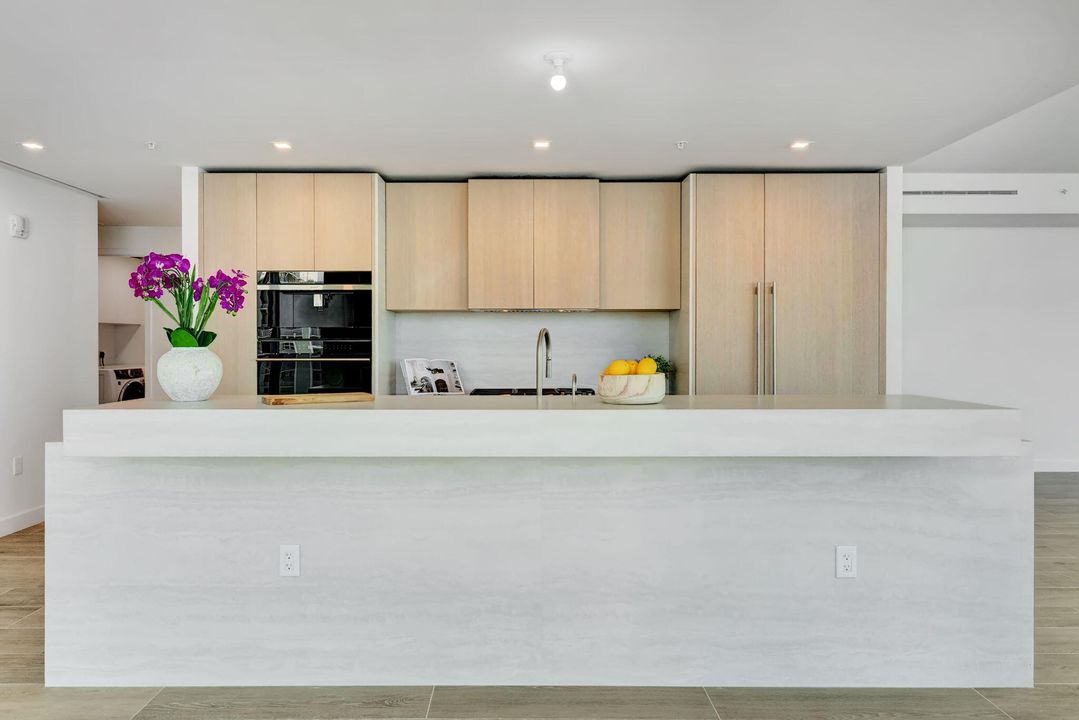 待售: $4,750,000 (4 贝兹, 4 浴室, 3390 平方英尺)