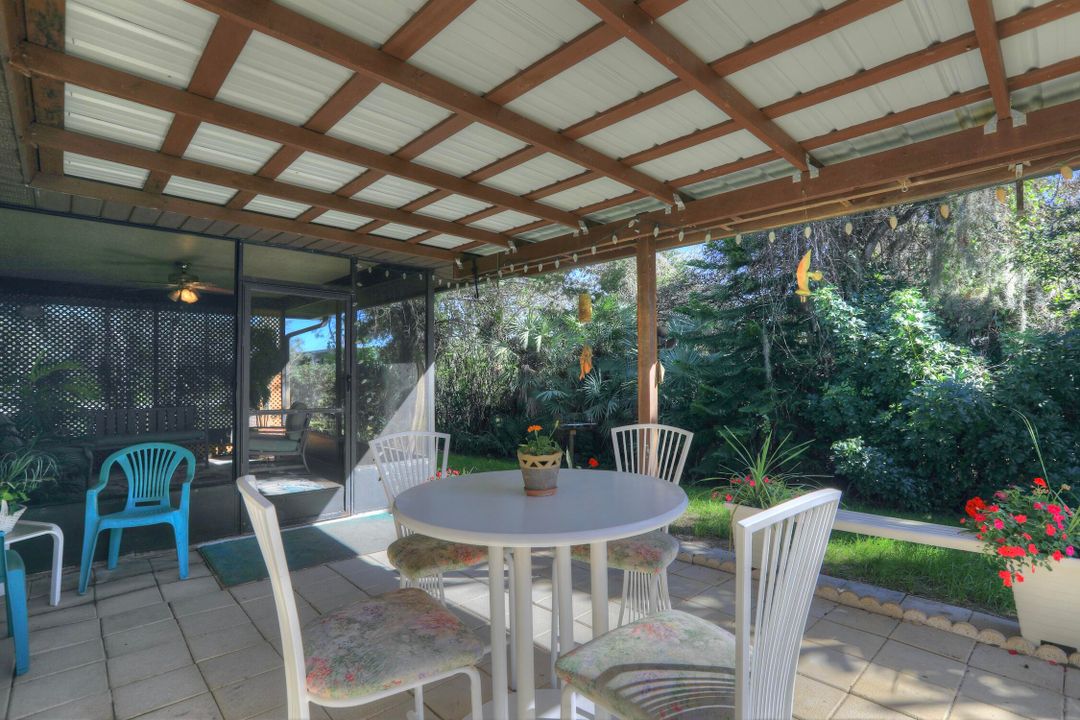 На продажу: $329,000 (2 спален, 2 ванн, 1181 Квадратных фут)