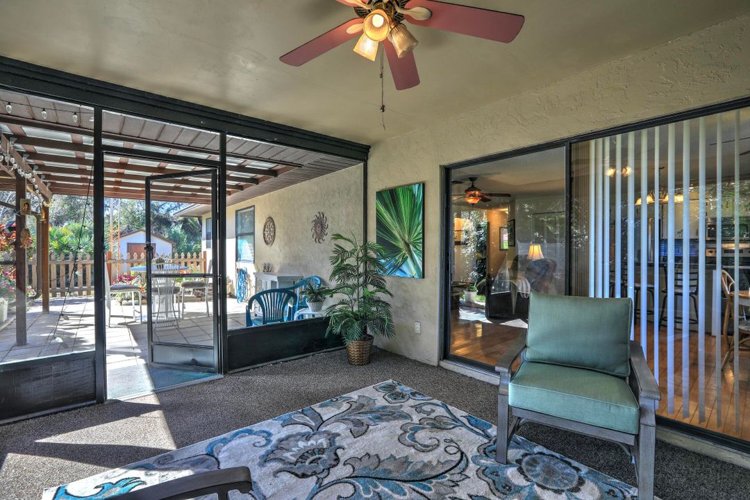 На продажу: $329,000 (2 спален, 2 ванн, 1181 Квадратных фут)