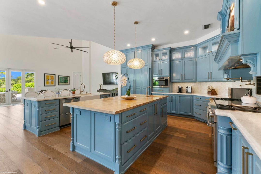 En Venta: $4,450,000 (6 camas, 5 baños, 5721 Pies cuadrados)