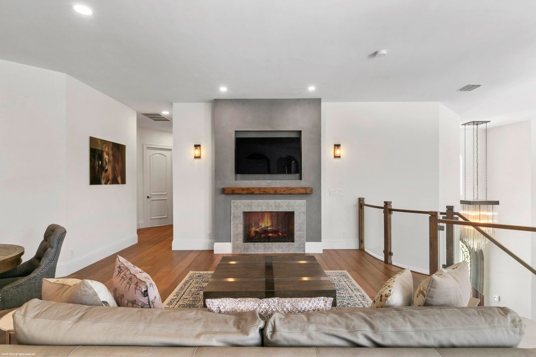 En Venta: $4,450,000 (6 camas, 5 baños, 5721 Pies cuadrados)