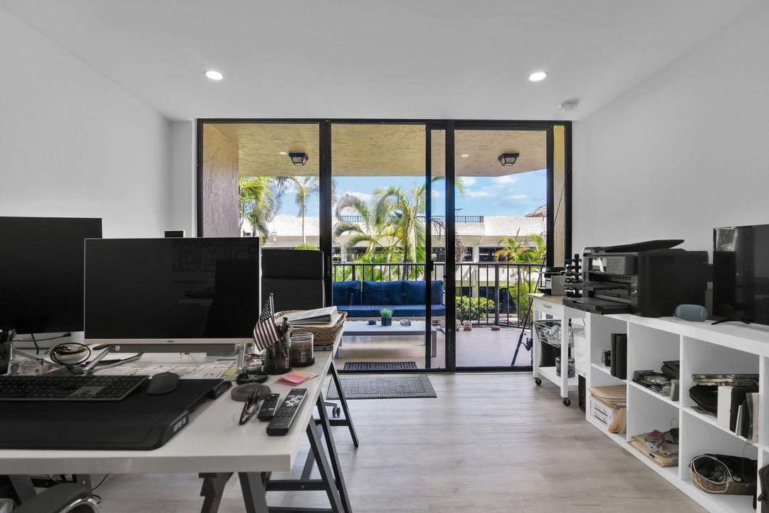 Active With Contract: $7,500 (3 beds, 2 baths, 1749 Square Feet)