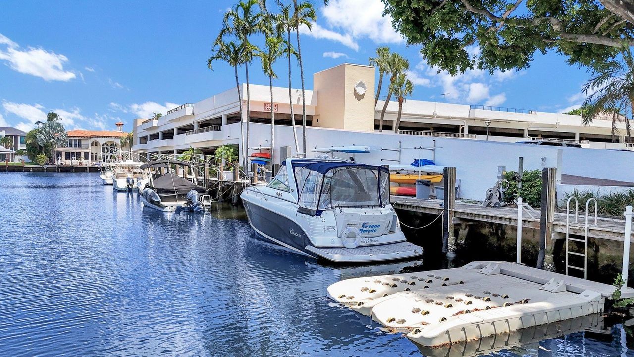 Active With Contract: $7,500 (3 beds, 2 baths, 1749 Square Feet)