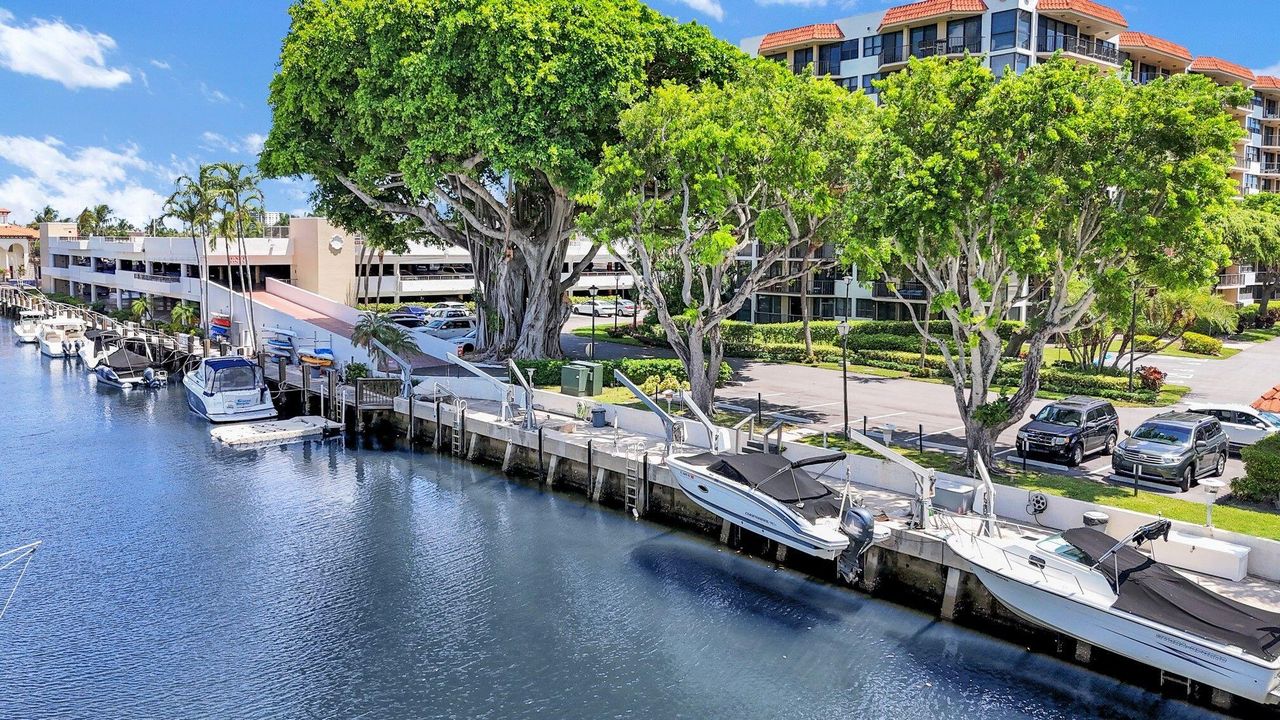 Active With Contract: $7,500 (3 beds, 2 baths, 1749 Square Feet)