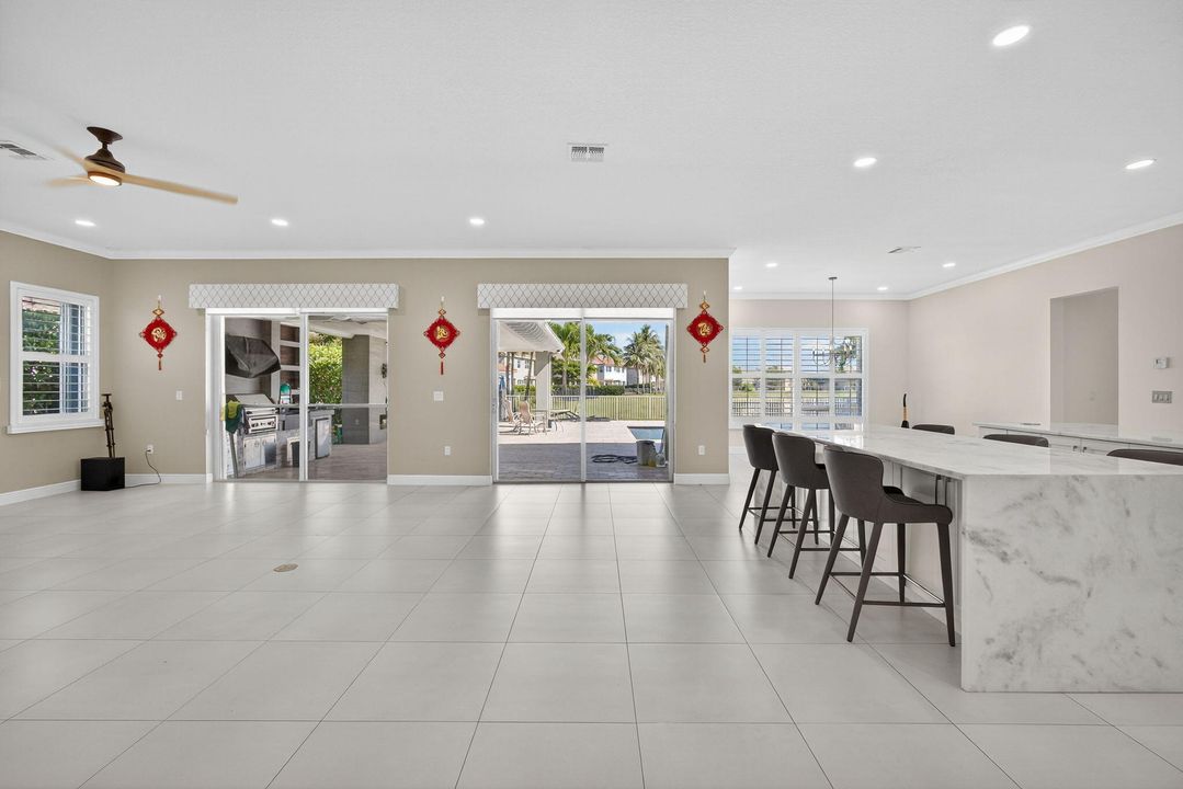 For Sale: $1,675,000 (5 beds, 5 baths, 5695 Square Feet)