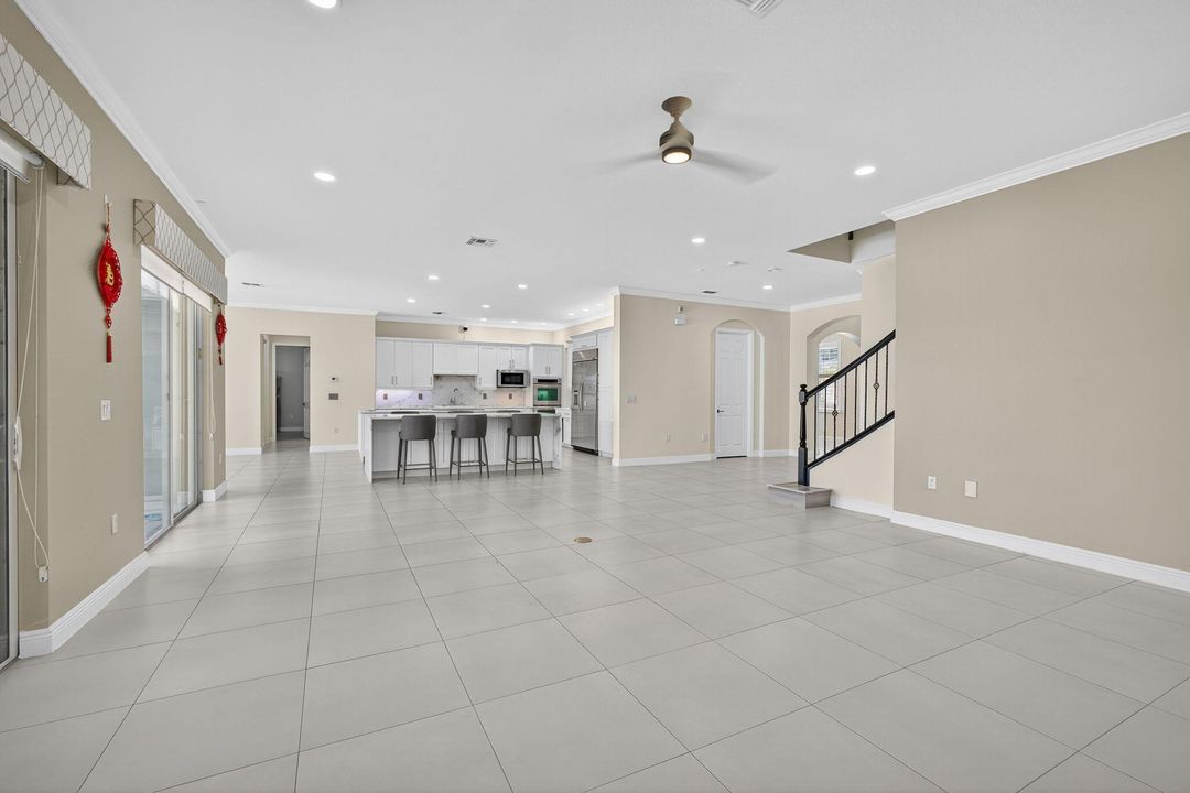 For Sale: $1,675,000 (5 beds, 5 baths, 5695 Square Feet)