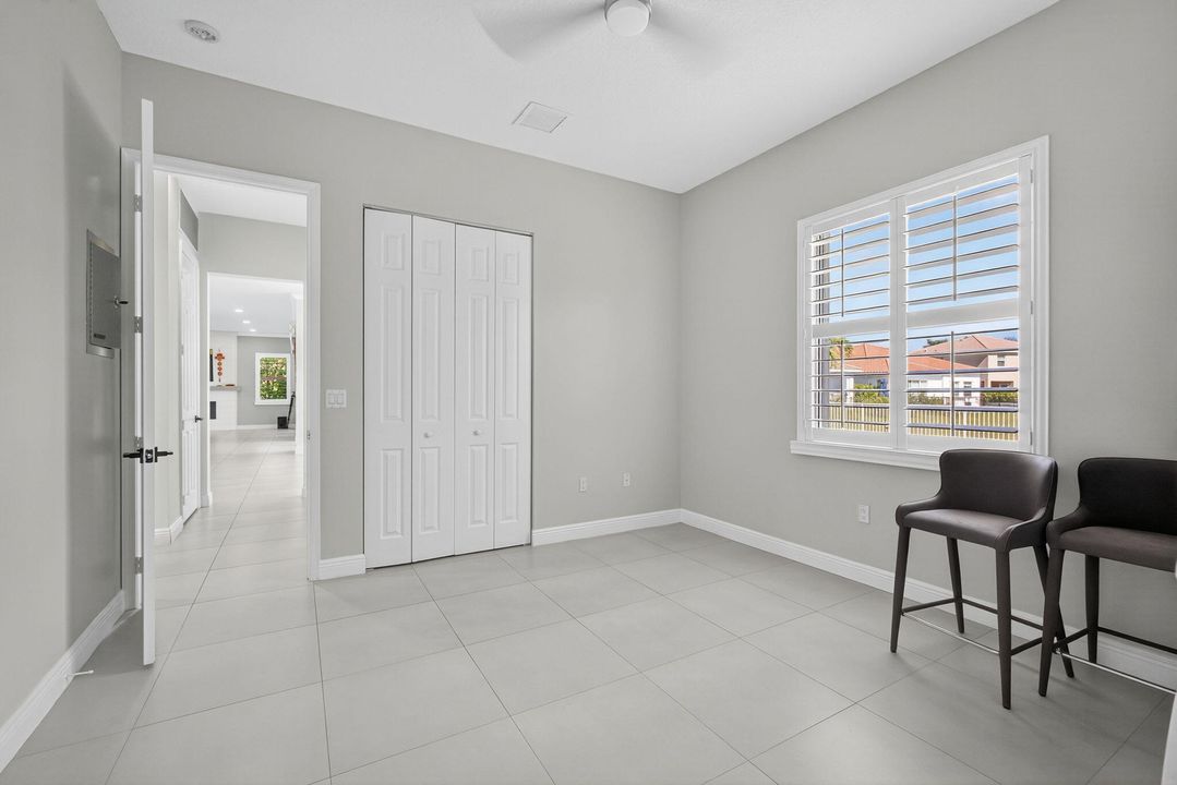 For Sale: $1,675,000 (5 beds, 5 baths, 5695 Square Feet)