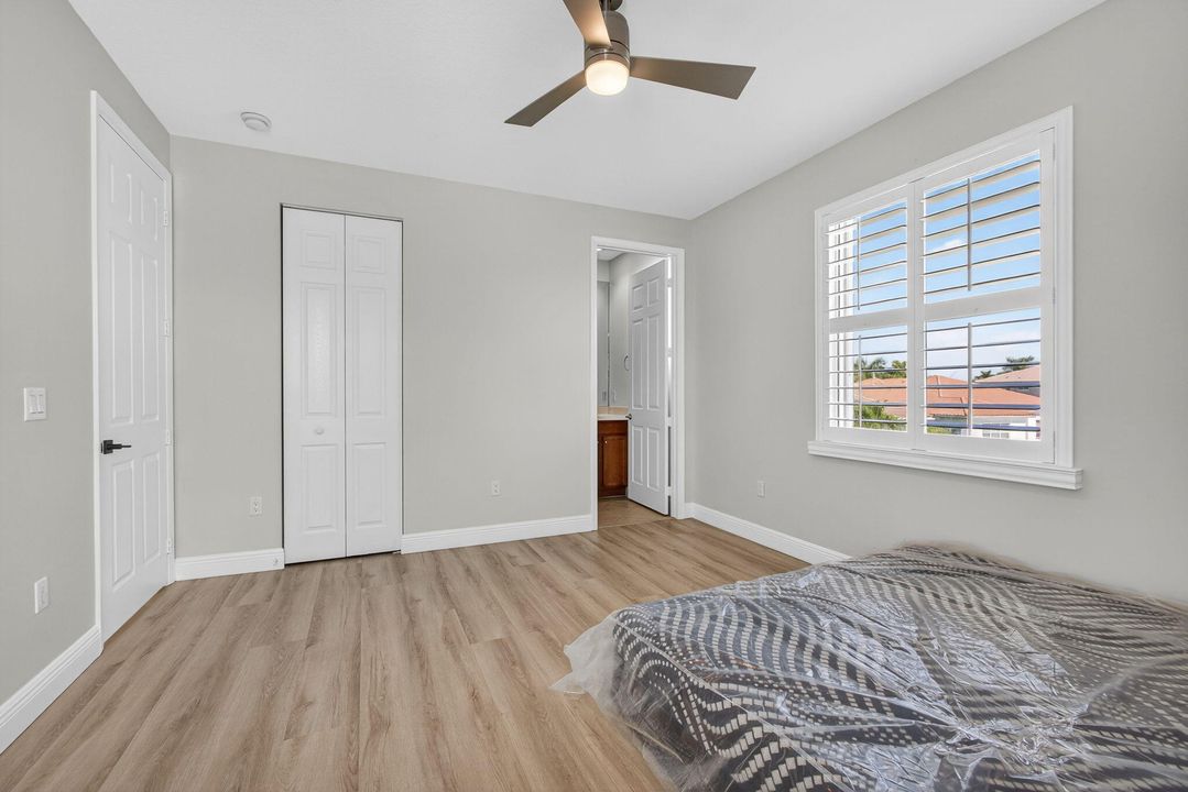 For Sale: $1,675,000 (5 beds, 5 baths, 5695 Square Feet)