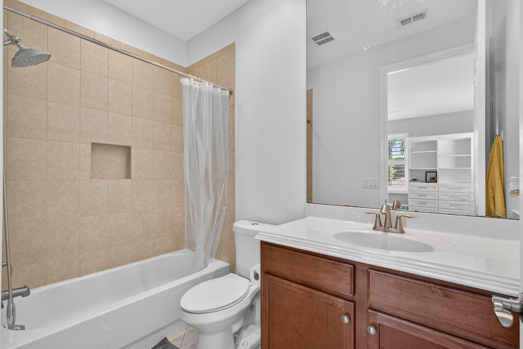 For Sale: $1,675,000 (5 beds, 5 baths, 5695 Square Feet)