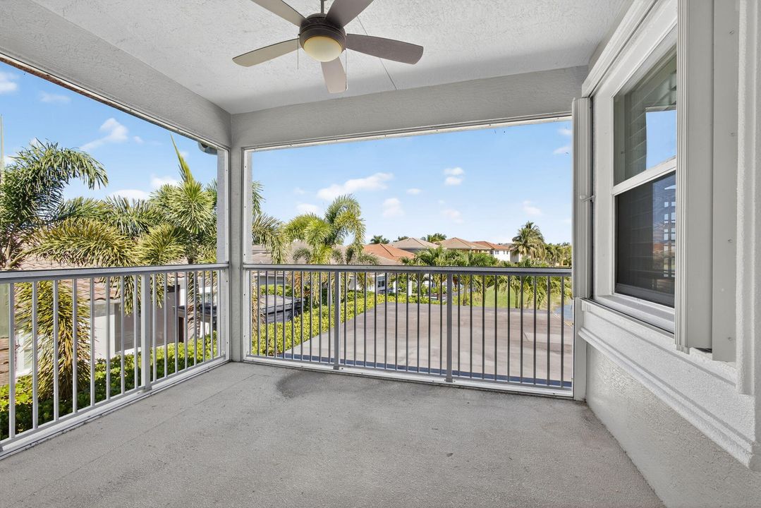 For Sale: $1,675,000 (5 beds, 5 baths, 5695 Square Feet)