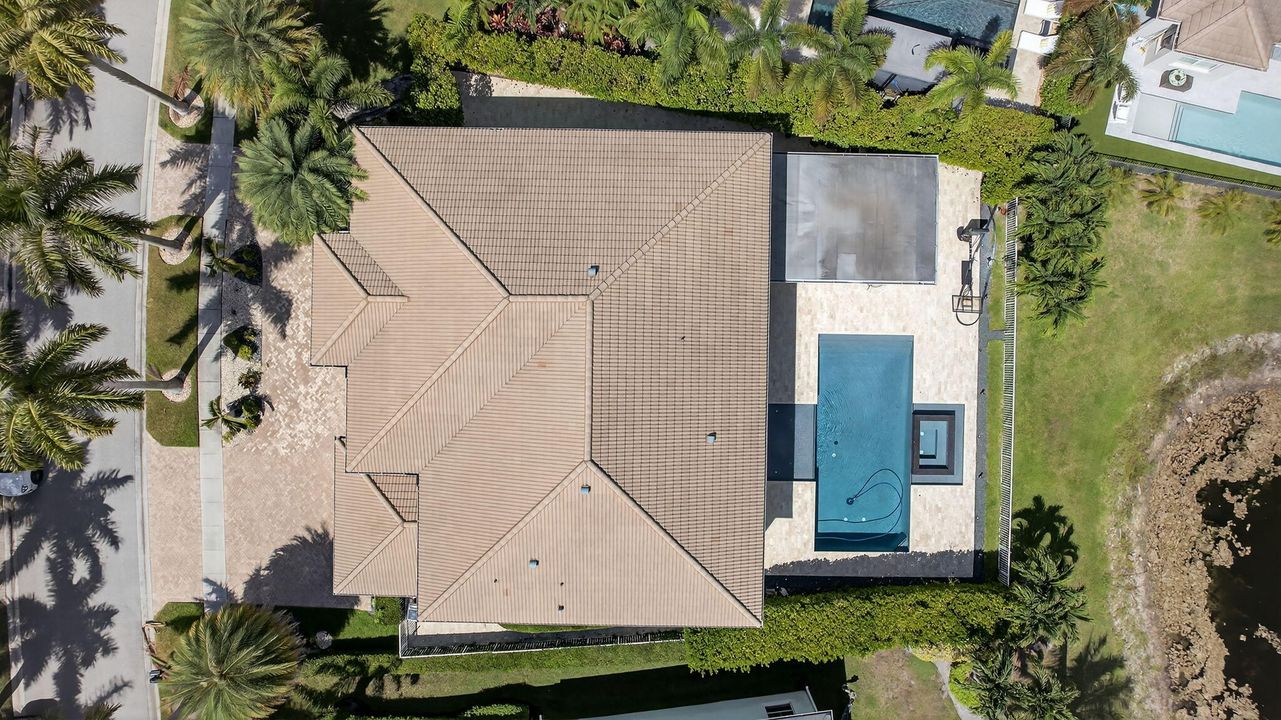 For Sale: $1,675,000 (5 beds, 5 baths, 5695 Square Feet)