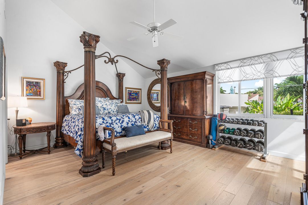 Active With Contract: $1,079,000 (3 beds, 2 baths, 2150 Square Feet)