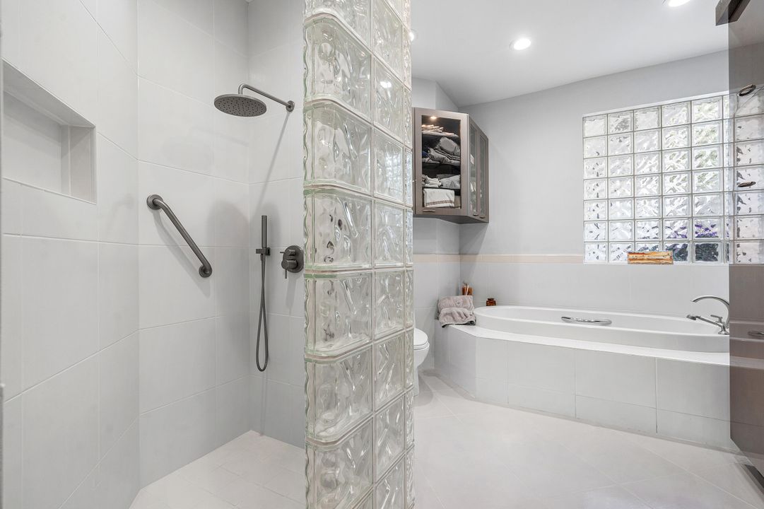 Active With Contract: $1,079,000 (3 beds, 2 baths, 2150 Square Feet)