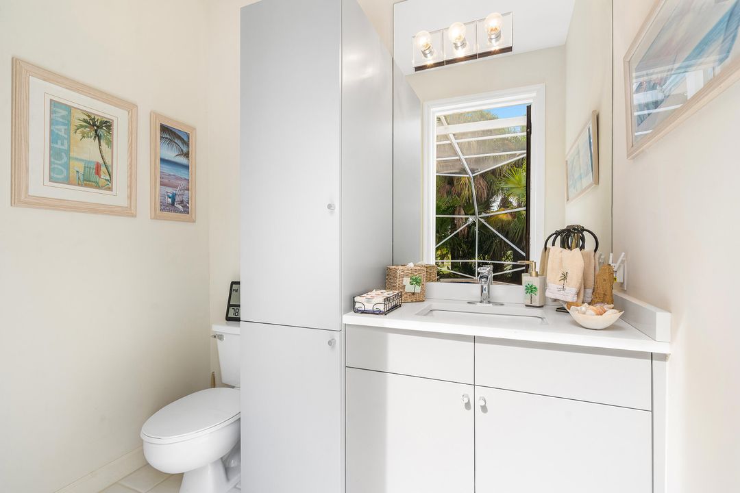 Active With Contract: $1,079,000 (3 beds, 2 baths, 2150 Square Feet)